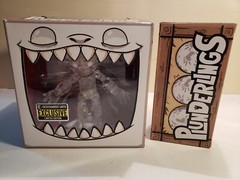 Plunderlings Drench Artic Entertainment Earth Exclusive & Hatchling Crate