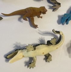 Assorted Bundle Lot Set Of 11 Dinosaur Action Figures Toys