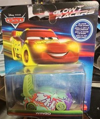 Disney Pixar Cars – Glow Racers Glow In The Dark – WINGO