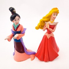 Disney princess Dolls Figures Lot Of 6 Pvc Plastic Cake Topper Dolls Belle Mulan