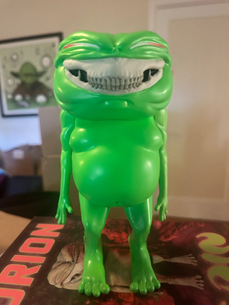 Orion Grin (Bone smile) – PoPaganda – Ron English – Limited Hand Signed version!