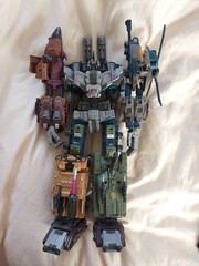Warbotron Combaticons 3rd Party Bruticus Set (5)-WB01 Complete (Broken Wheel)