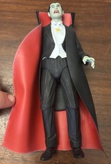 NECA Universal Studios 2021 Dracula 7″ Figure Vinyl Cape