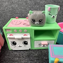 Shopkins Happy Places Furniture, Accessories, Dolls, And Some McDonald’s Lot 67