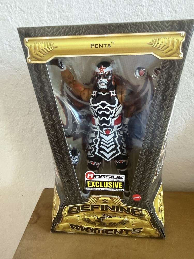 Mattel Defining Moments WWE Penta Ringside Exclusive w/ Extra Hands