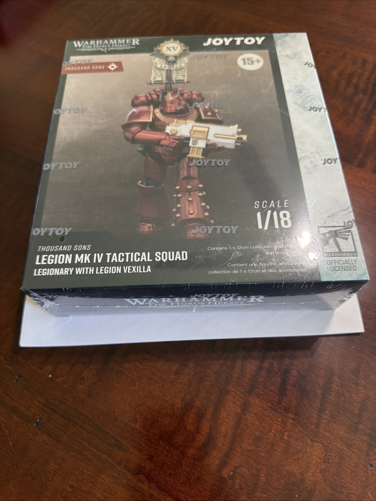 Joy Toy Warhammer Horus Heresy 1/18 Thousand Sons Legionary w Vexilla NIB Sealed