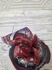 Bakugan Dragonoid – Pyrus Red 520g
