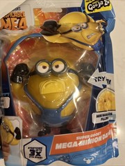Despicable Me 4 Mega Minion Dave Super Stretchy Heros of Goo Jit Zu Toy Figure