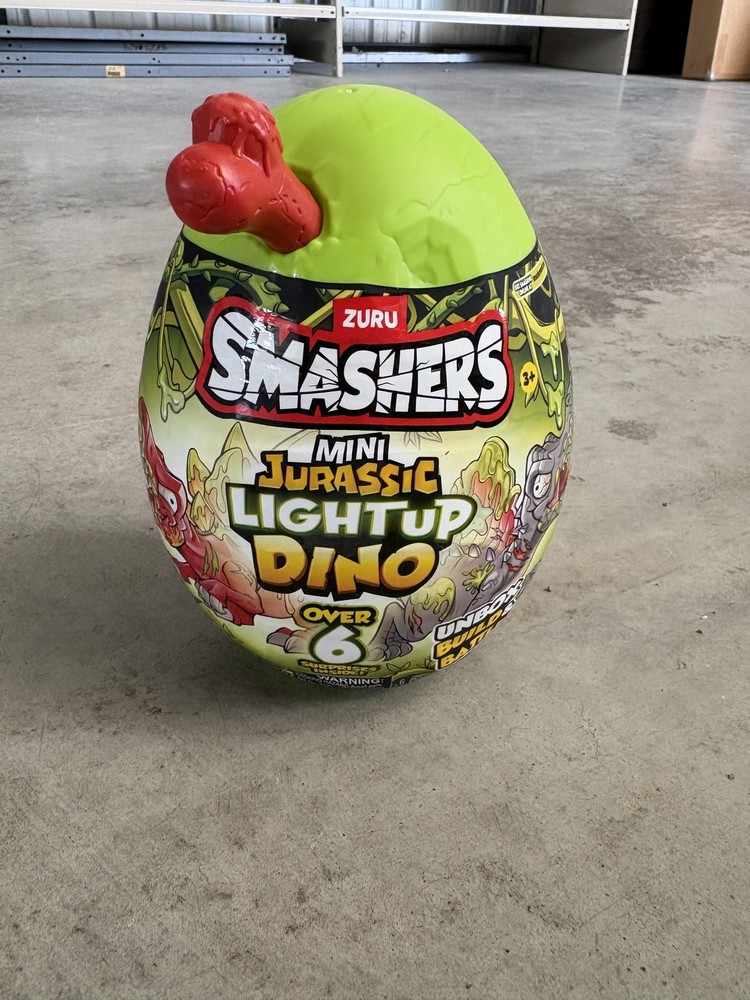 ZURU Smashers Mini Jurassic Light Up Dino Figure Egg Toy Green New 3+ Years