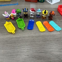 Paw Patrol Christmas Winter Playset 2″ Figures – Advent Calendar 24 Pc Complete