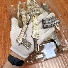 ThreeA WWR 1/6 Deep Comm Caesar 17″ Figure Ashley Wood 3A Bertie Powder 2011