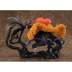 Round1 Figuart ZERO Marshall D Teach Black Vortex Kurouzu One Piece Bandai Namco