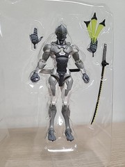 Hasbro Overwatch Ultimates Series Genji Chrome Action Figure NEW