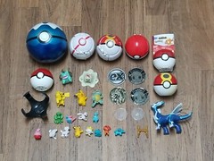 Pokemon Mini Figures 30 Pc Lot Miniature Figures Coins Pokeball Pokemon