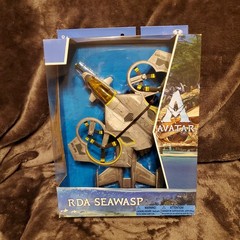 McFarlane Avatar: The Way of Water RDA Seawasp NEW Minor Box damage – see photos