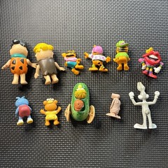 Vintage Lot 11 Pvc Figures Flintstones, The Muppets, Bugs Bunny, Garfield, ET