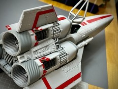 BSG 1978 Colonial Viper MK I (21 in. PLAYSET LIGHT-GRAY/RED)