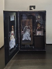 NECA 2021 The Conjuring Universe Ultimate Series ANNABELLE 7″inch HORROR FIGURE