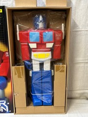 Super7 Transformers Optimus Prime 24 in Super Shogun Figure