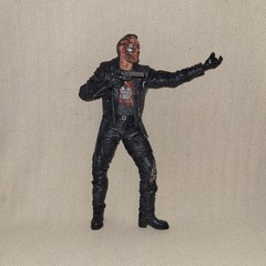 McFarlane Movie Maniacs Terminator 2 Judgement Day T-1000 Figure 2001