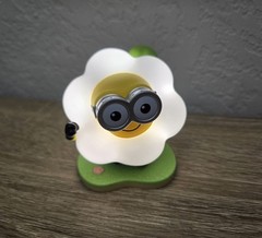 Illumination’s Minions Flower Garden MIND-ABSENT BOB Light-Up Figure Surprise
