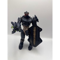 Halo 3 Deluxe Hunter 9″ Figure McFarlane Toys 2009 Complete All Spikes