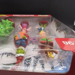 NEW, Dr. Seuss How The Grinch Stole Christmas 6 Collectible Figures Set
