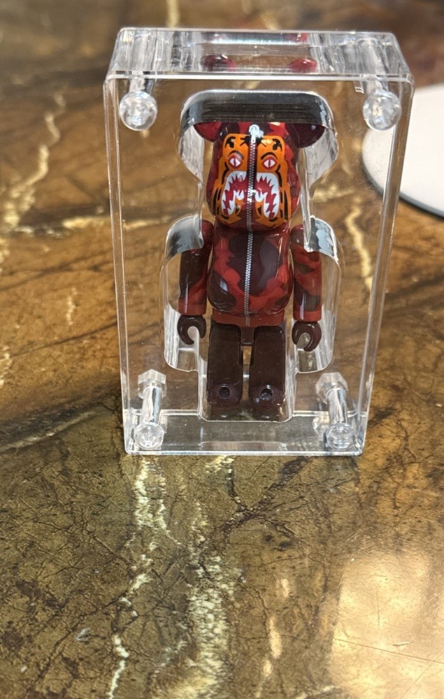Bape Camo Tiger Red Shark Bearbrick 100% Medicom Be@rbrick Orphan A Bathing Ape