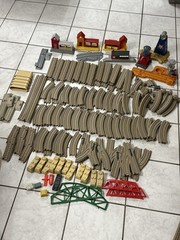 Thomas & Friends Trackmaster Train Tracks Beige 2006 Hit Toy Lot of 140+ Tracks