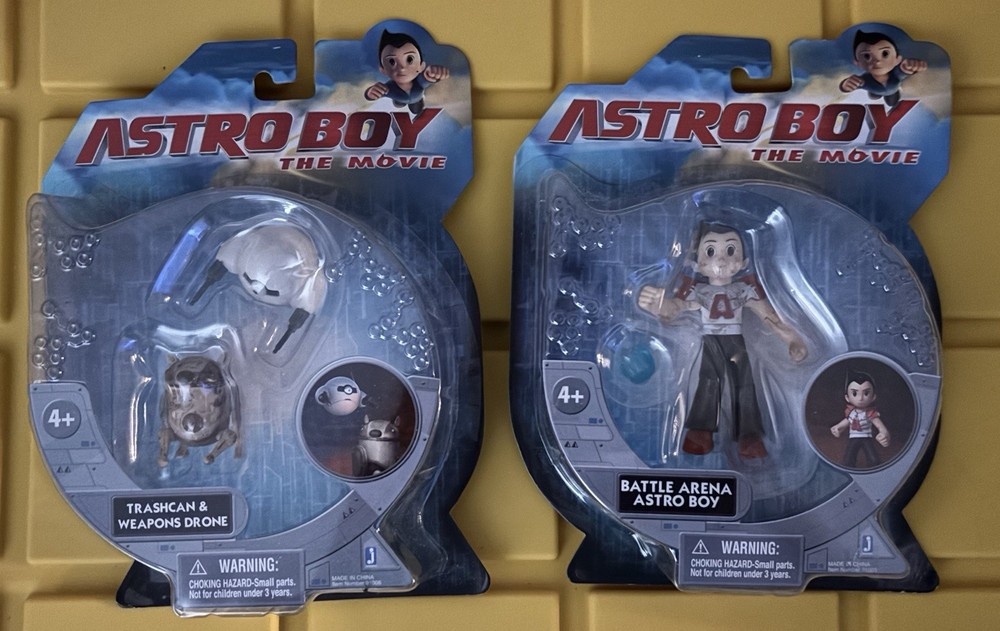 Astro Boy Movie 3.5” Figure Set Battle Arena Astro Boy, Trashcan & Weapons Drone
