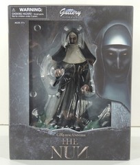 The Nun the Conjuring Universe PVC Gallery Diorama Diamond Select Toys NIB 2020