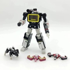 New PT-04 Black Soundwave PT04B Mini Transforming Robot Action Figure Toy Gift
