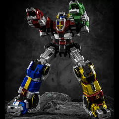 Lucky Cat Micro Cosmos MC-01S Metalic Ver. Elvis Voltron mini GoLion Set 5