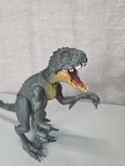 Mattel Jurassic World Slash ‘N Battle Scorpios Rex ACTION SOUND Dinosaur Figure