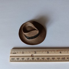 1/6 Fedora light brown (molded hard plastic) – Wolfman Larry Talbot – Sideshow