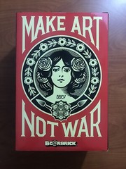 DesignerCon 2023 Medicom BearBrick BE@RBRICK OBEY Shepard Fairey 400% 100%