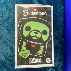 2025 Hasbro Skelanimals Glow In The Dark Maxx Bulldog Series 1 Vinyl Figure