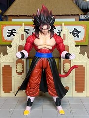 Vegito Dragon Ball Z SHFiguarts Kong Studios SSJ4 MA006 Mythos Anime NEW USA