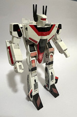 “Transformers” Jetfire (Skyfire), G1 complete (Robotech Macross Veritech)