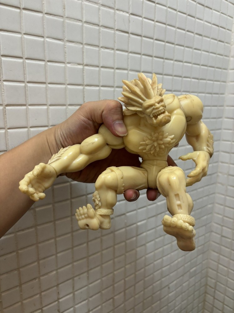 Street Fighter Figure BLANKA Resaurus Round 1 Player 1 1999 prototype