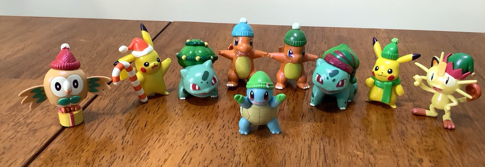 Pokemon Christmas Jazwares & Other Pokemon Figures Lot Of 9 **Fun Play set**