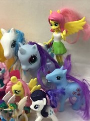 Lot of 31 My Little Pony and Other Brands Toy Ponies Various Sizes