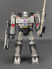 Transformers Netflix Siege Megatron complete Hasbro WFC War For Cybertron