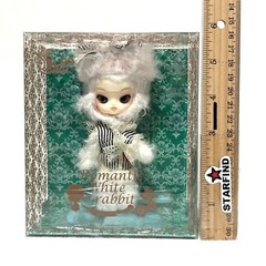 Little DAL+ Romantic White Rabbit LD-545 Doll Figurine Girl Collectors Groove ⭐️