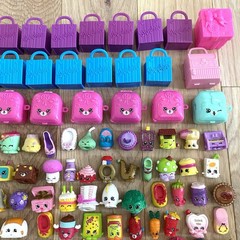 Mixed Lot Shopkins 200+ Figurines Grocery Bags Cases Various Series