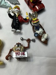 Vintage WB Loony Tunes Taz Bugs Pepe PVC Figure Lot Applause Warner Bros Store