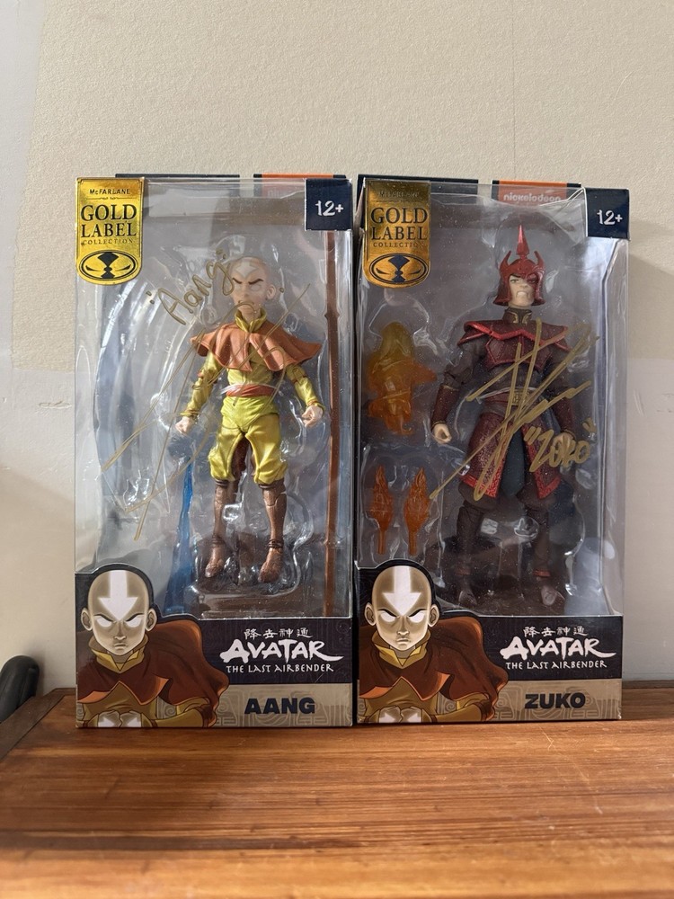 Netflix Avatar The Last Air Bender Gordon Cormier & Dallas Liu Signed Figures
