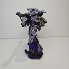 Transformers Generations War for Cybertron Deluxe WFC-S41 Barricade