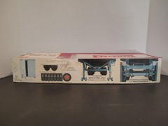 Budweiser Fruehauf 40′ Hauler 1:25 Model Kit AMT Vintage MIB T552 PARTS LOT