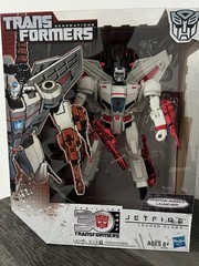 Transformers Jetfire MISB New Generations Thrilling 30 Leader Class